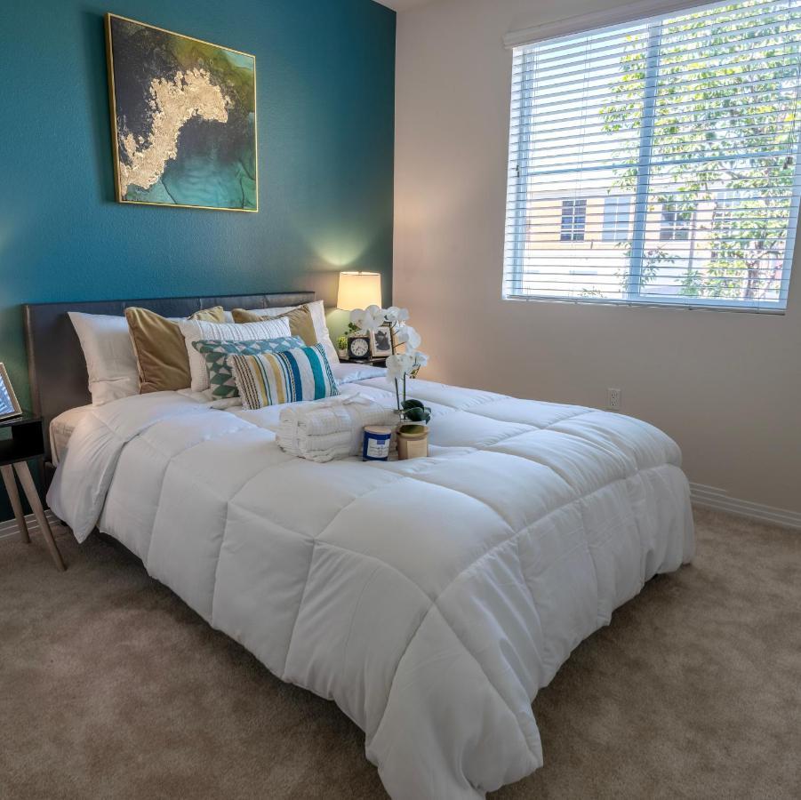 Amazing 2 Bedroom 7 Min From Disneyland W Free Parking Анахайм Екстериор снимка
