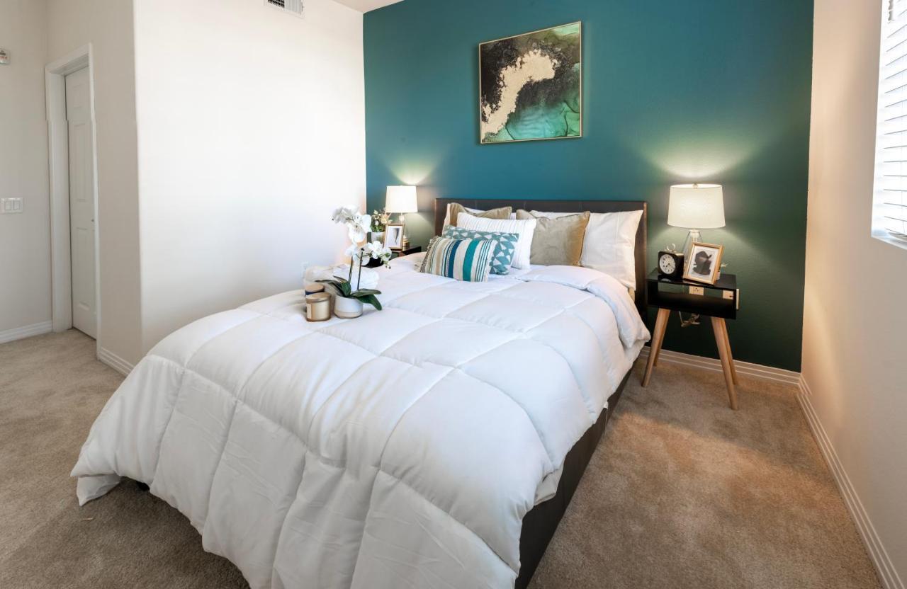 Amazing 2 Bedroom 7 Min From Disneyland W Free Parking Анахайм Екстериор снимка